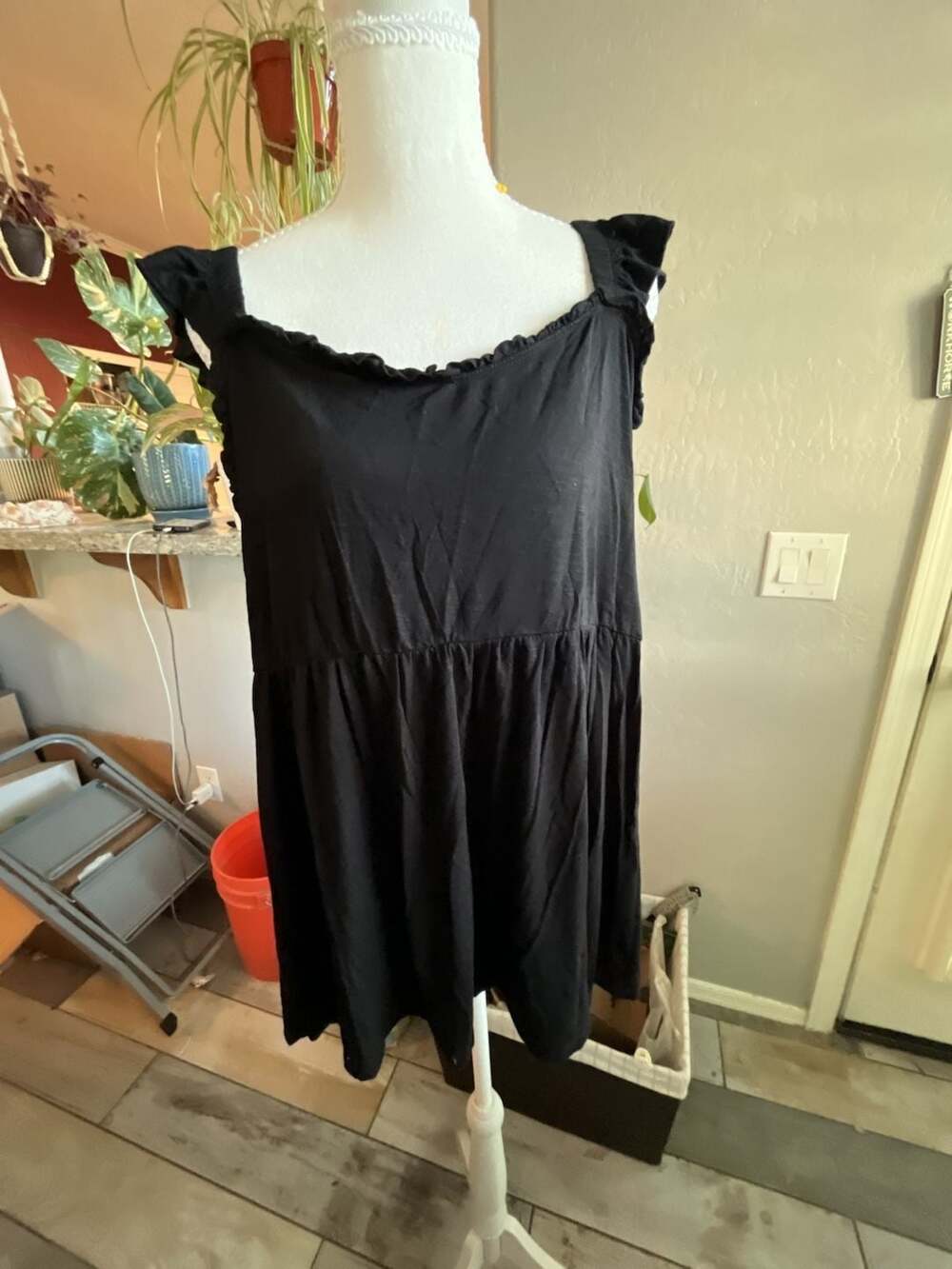 Torrid Super Soft Slub ￼Babydoll Size 3 Black Ruffle Strap